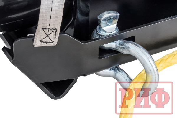 Лебёдка переносная РИФ 9.5XS c квадратом для фаркопа и проводами в сборе, короткий барабан, синтетический трос (облегченная)