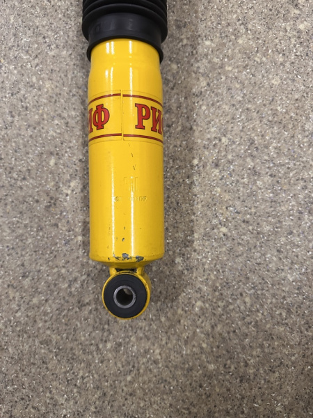 Амортизатор усиленный РИФ передний Mitsubishi L200 96-05, Pajero II, Sport I 98-09 штатный и лифт 0-40 мм (уценка)