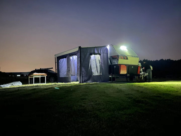 Стенки к автомобильной маркизе серии RIF5533 3,0х2,5 м